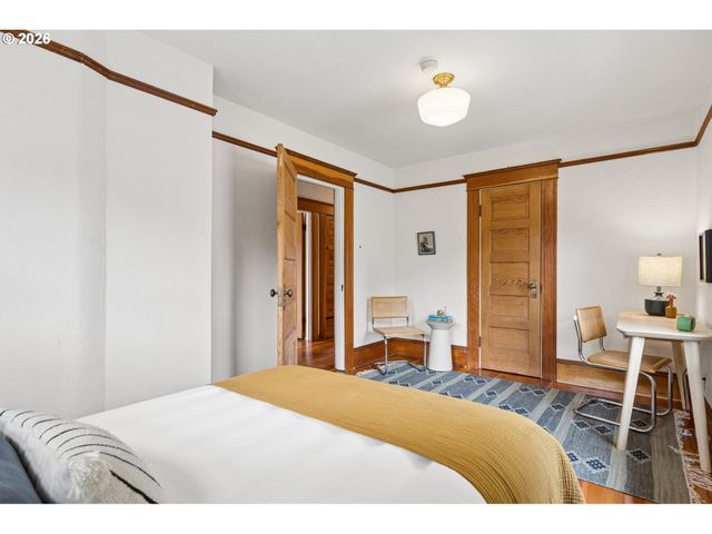 4011 Se SALMON St, Portland, OR 97214