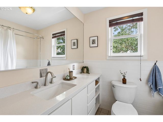 4011 Se SALMON St, Portland, OR 97214