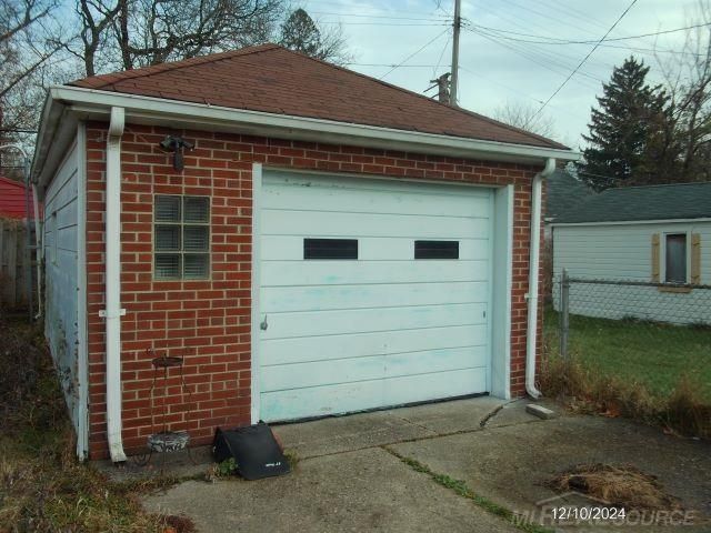 5727 E Outer Drive, Detroit, MI 48234