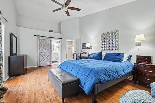 332 Carey Lane, Chesterton, IN 46304