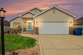 332 Carey Lane, Chesterton, IN 46304