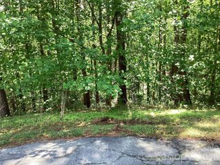 101 Pier Point Drive 67, Connelly Springs, NC 28612