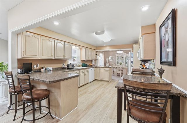 700 Ionic Circle, Mad River Twp, OH 45323
