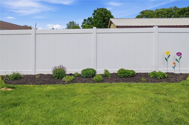 700 Ionic Circle, Mad River Twp, OH 45323