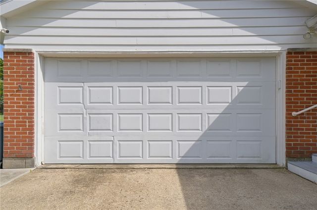 700 Ionic Circle, Mad River Twp, OH 45323