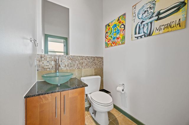 5628 Kiam Street B, Houston, TX 77007