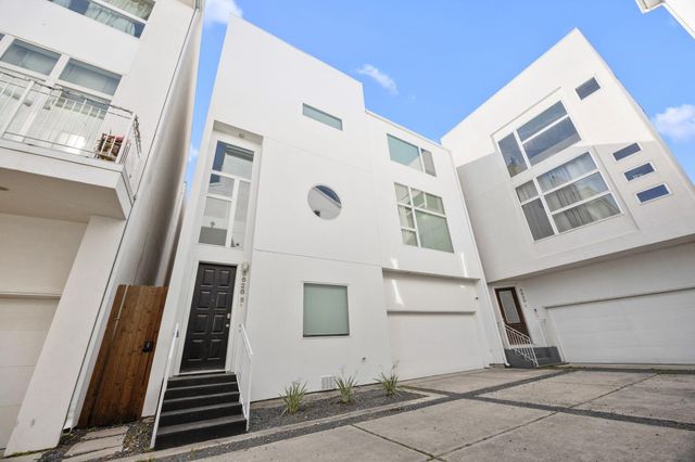 5628 Kiam Street B, Houston, TX 77007