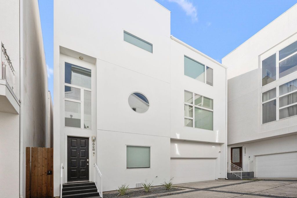 5628 Kiam Street B, Houston, TX 77007