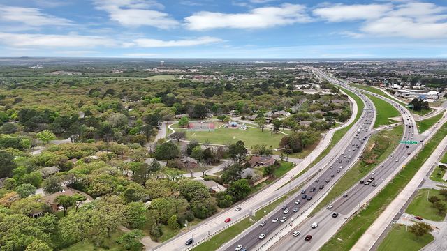 1905 Piney Creek Boulevard, Denton, TX 76205