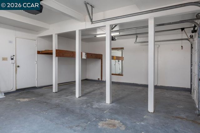 2542 Mockingbird Hill Rd, Walnut Creek, CA 94597