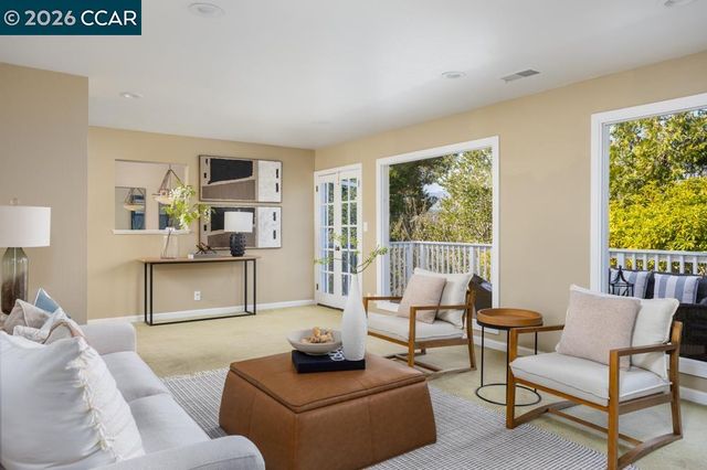 2542 Mockingbird Hill Rd, Walnut Creek, CA 94597