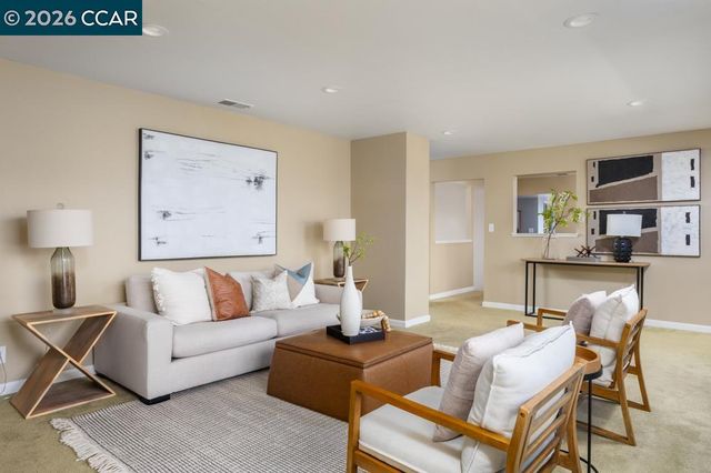 2542 Mockingbird Hill Rd, Walnut Creek, CA 94597