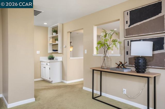 2542 Mockingbird Hill Rd, Walnut Creek, CA 94597