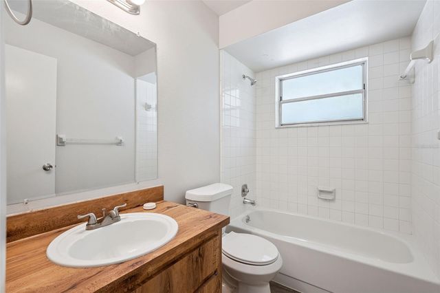 111 BORADA ROAD, Sanford, FL 32773