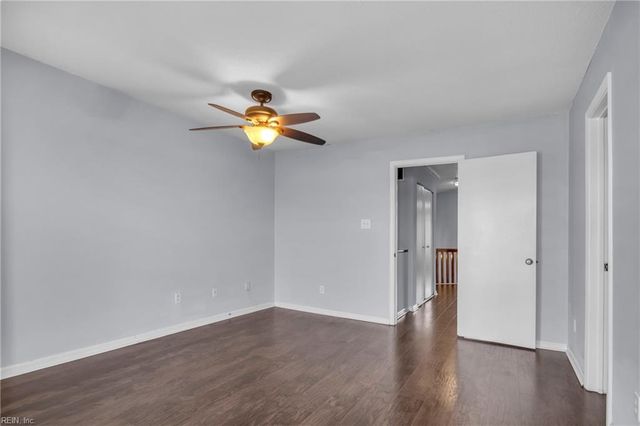 71 Waters Edge CIR, Hampton, VA 23669