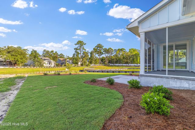 312 NE 58th Street, Oak Island, NC 28465