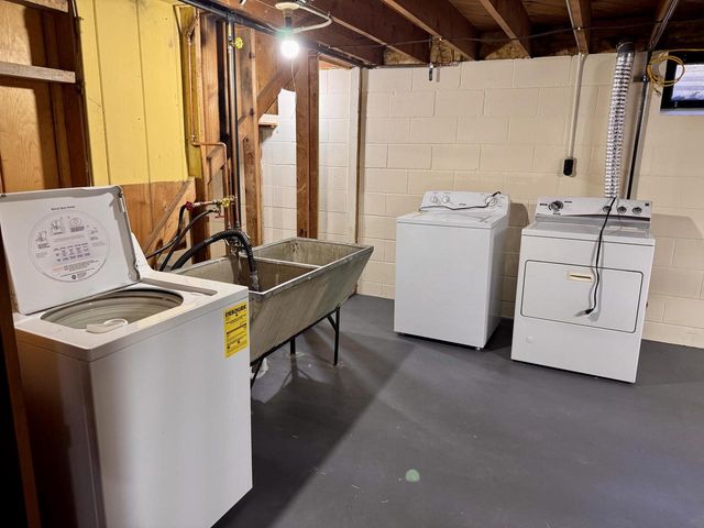 1304 Manistique AVENUE, South Milwaukee, WI 53172