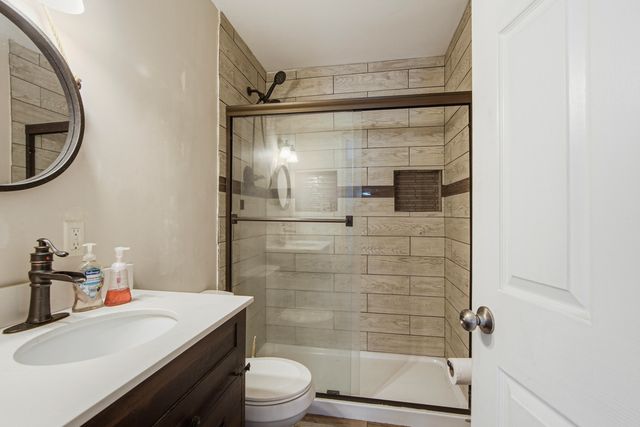 166 Blue Ridge Boulevard, Defuniak Springs, FL 32433