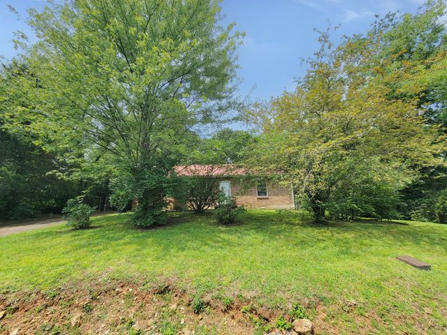 314 Kevin Dr, Dickson, TN 37055