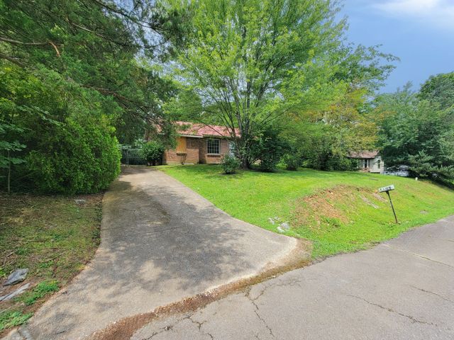 314 Kevin Dr, Dickson, TN 37055