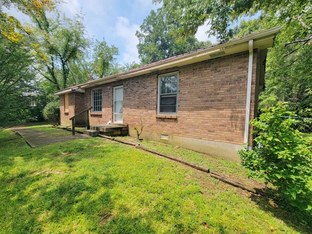 314 Kevin Dr, Dickson, TN 37055
