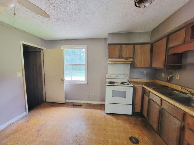 314 Kevin Dr, Dickson, TN 37055