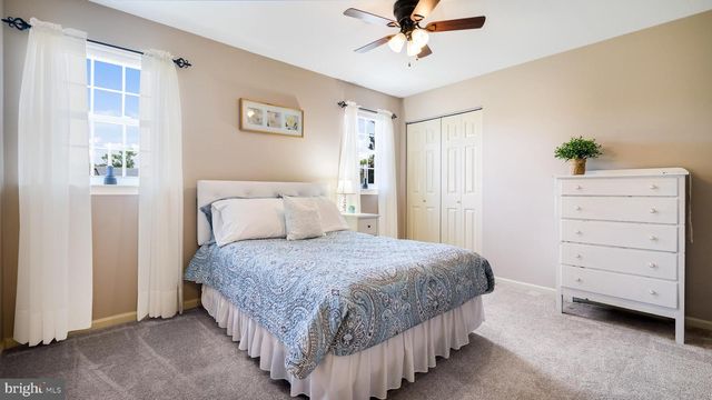 114 CHESTNUT DR, Quakertown, PA 18951