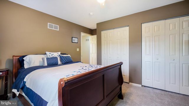 114 CHESTNUT DR, Quakertown, PA 18951