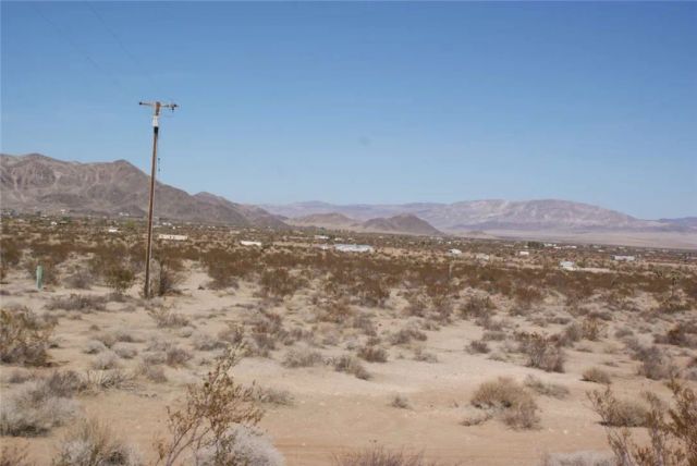 426 Gerber, Landers, CA 92285