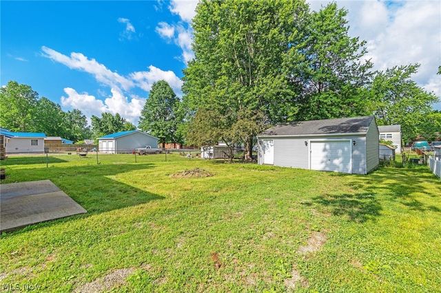 8995 Spring Drive, Windham, OH 44288