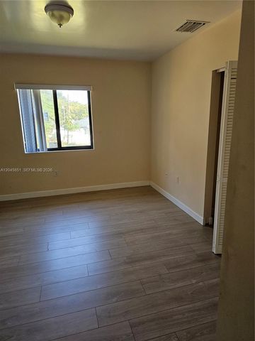 10455 SW 179th St 1, Miami, FL 33157