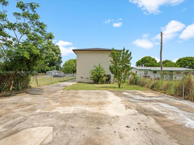 10455 SW 179th St 1, Miami, FL 33157