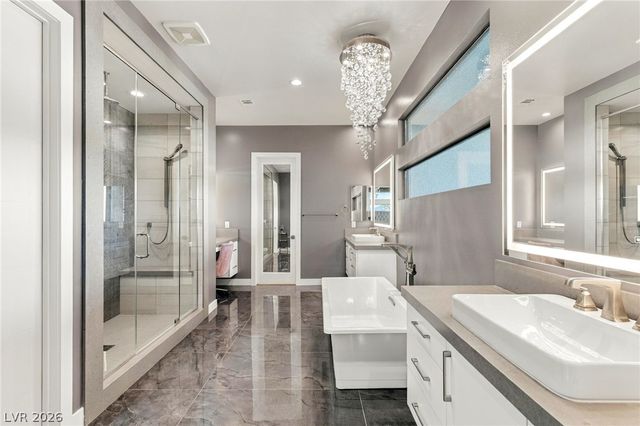 38 Grey Feather Drive, Las Vegas, NV 89135