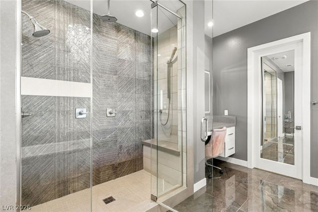 38 Grey Feather Drive, Las Vegas, NV 89135