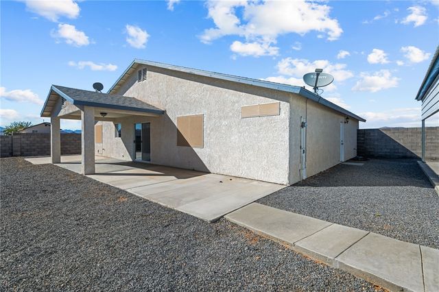 7324 E Silver Spur Drive, Kingman, AZ 86401