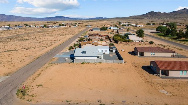 7324 E Silver Spur Drive, Kingman, AZ 86401
