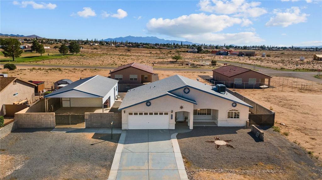 7324 E Silver Spur Drive, Kingman, AZ 86401