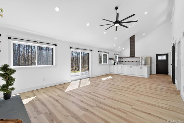 273 Perry Pond Road, Narrowsburg, NY 12764