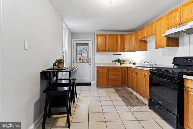 145 CEDAR ST, Carlisle, PA 17013