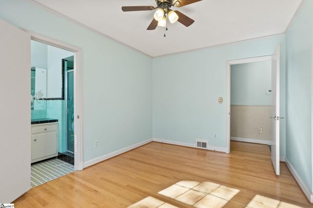 22 Hillandale Circle, Greenville, SC 29609