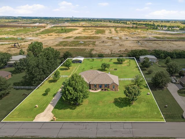 2717 Aston Meadows Drive, Haslet, TX 76052
