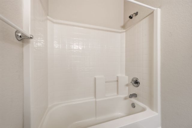 2717 Aston Meadows Drive, Haslet, TX 76052