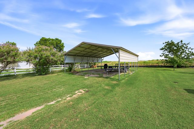 2717 Aston Meadows Drive, Haslet, TX 76052