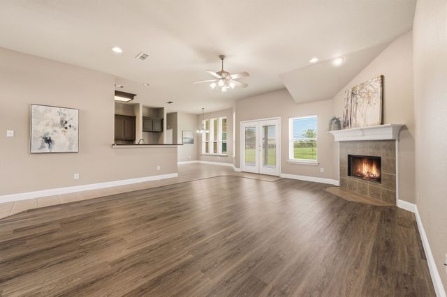 2717 Aston Meadows Drive, Haslet, TX 76052