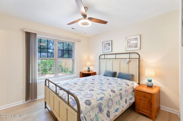 105 NE 15th Street, Oak Island, NC 28465