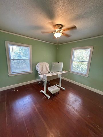 1519 N Columbia Ave, Stockton, CA 95203