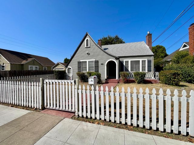 1519 N Columbia Ave, Stockton, CA 95203