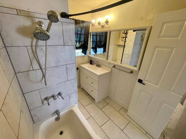 1519 N Columbia Ave, Stockton, CA 95203