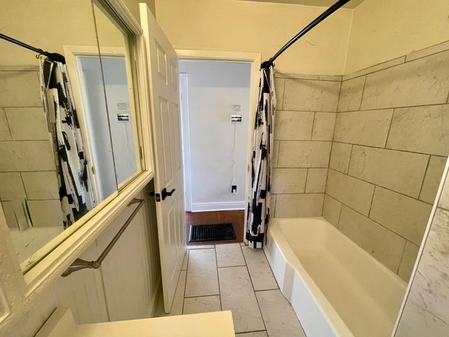 1519 N Columbia Ave, Stockton, CA 95203