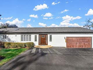 2200 59th Street, Downers Grove, IL 60516